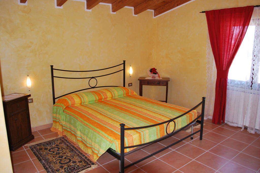 Agriturismo La Valle Di Ceri Cerveteri Room photo